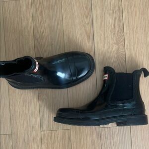 Hunter Womens Chelsea Glossy Black Boots